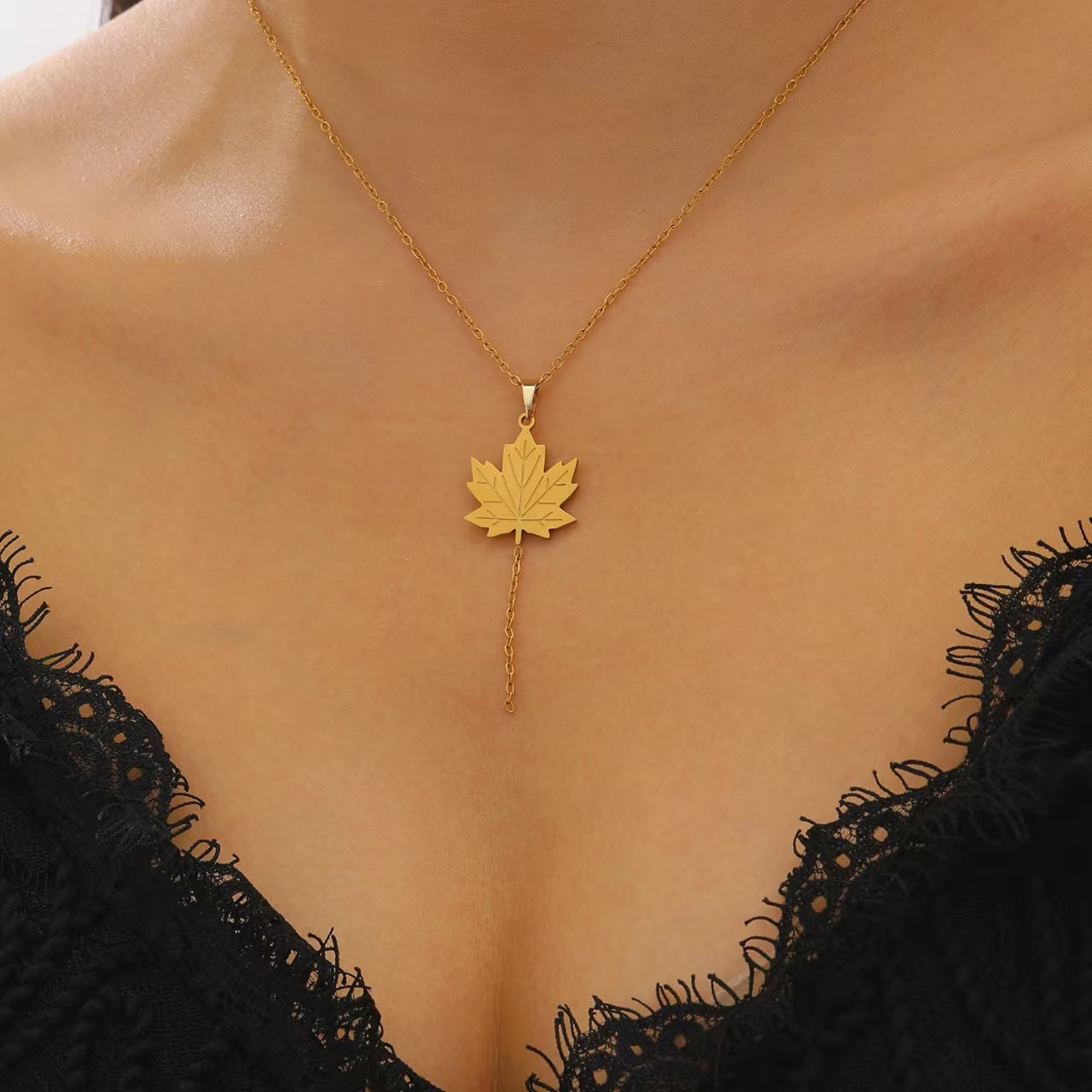 Wholesale Tassel Maple Leaf Stainless Steel Pendant